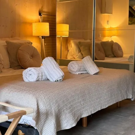 Light Spacious, Recently Refurbished Near To Apartment *
