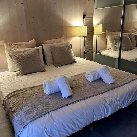 Light Spacious, Recently Refurbished Near To Apartment *